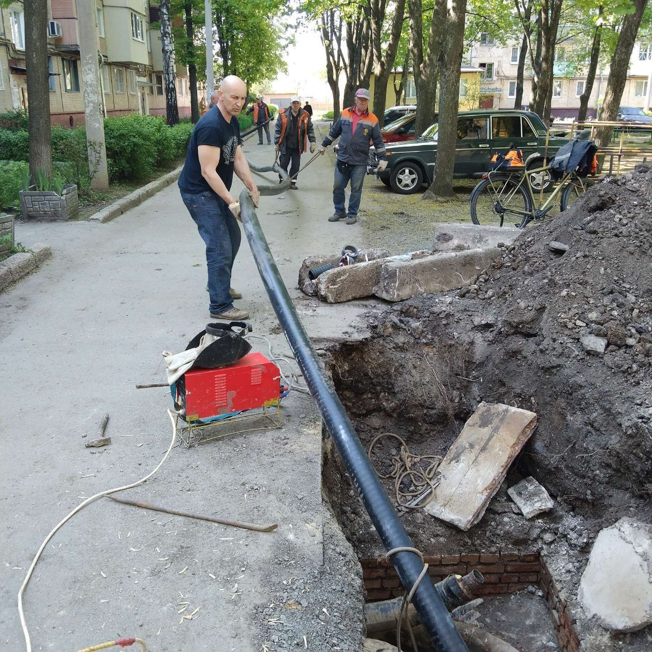 У місті триває реконструкція теплових мереж - 16