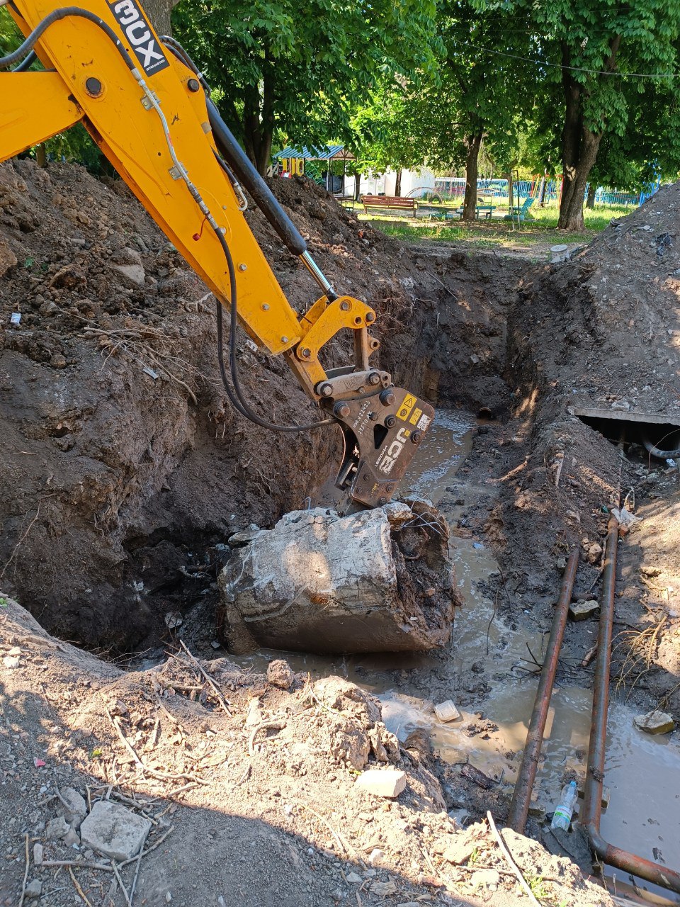 На Салтівці відновлюють водопостачання - 6