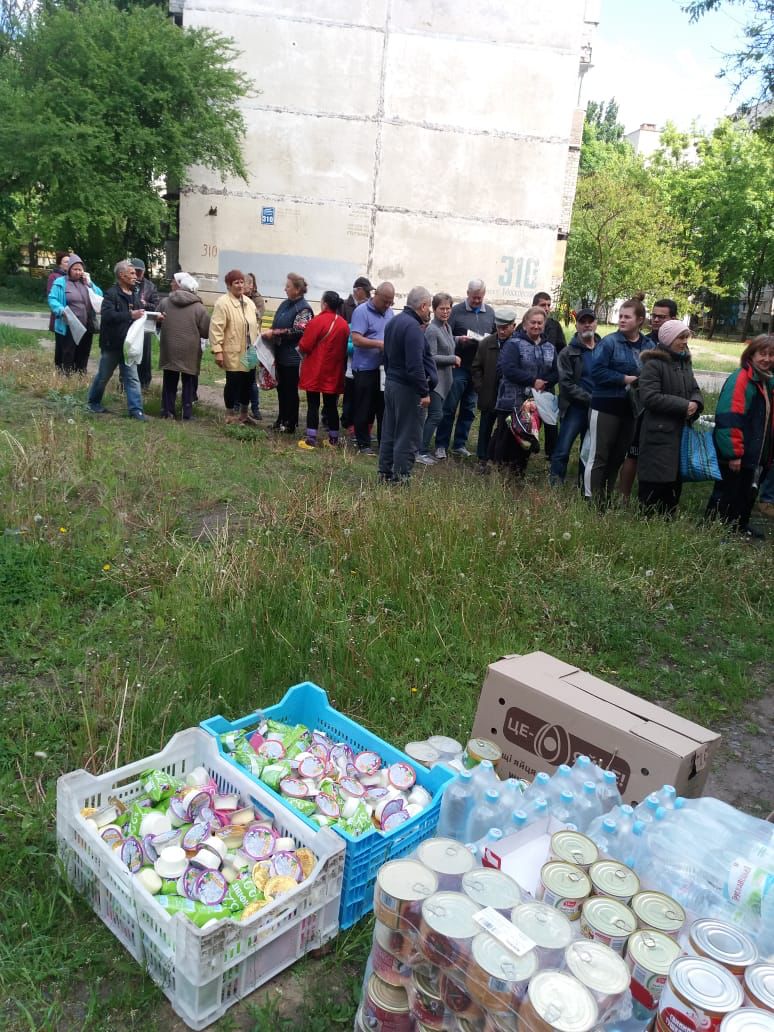 Харків’яни продовжують отримувати гуманітарну допомогу - 3
