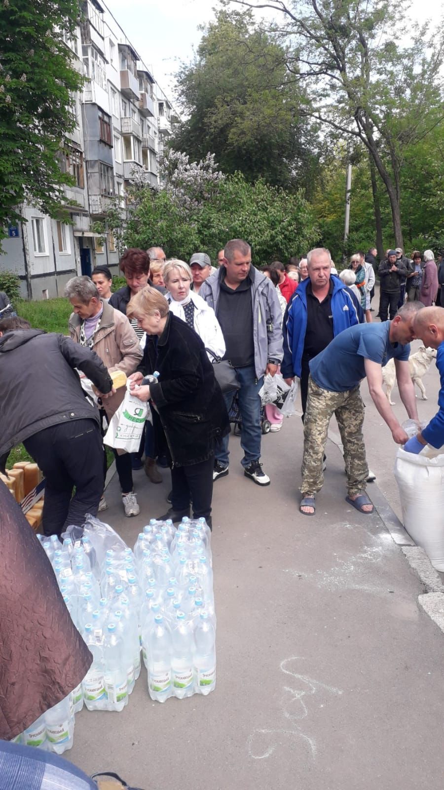 Харків’яни продовжують отримувати гуманітарну допомогу - 5