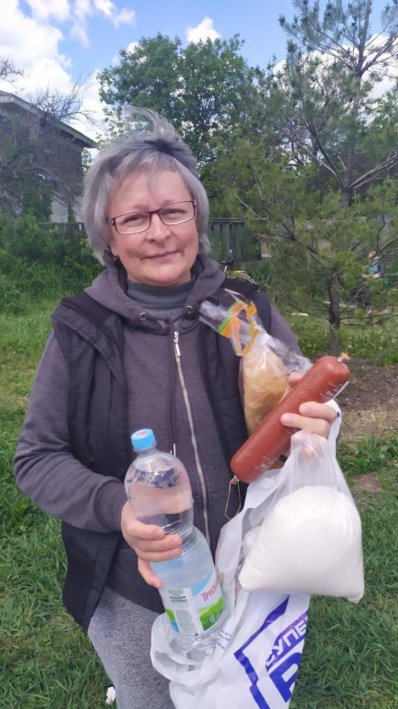 Харків’яни продовжують отримувати гуманітарну допомогу - 15