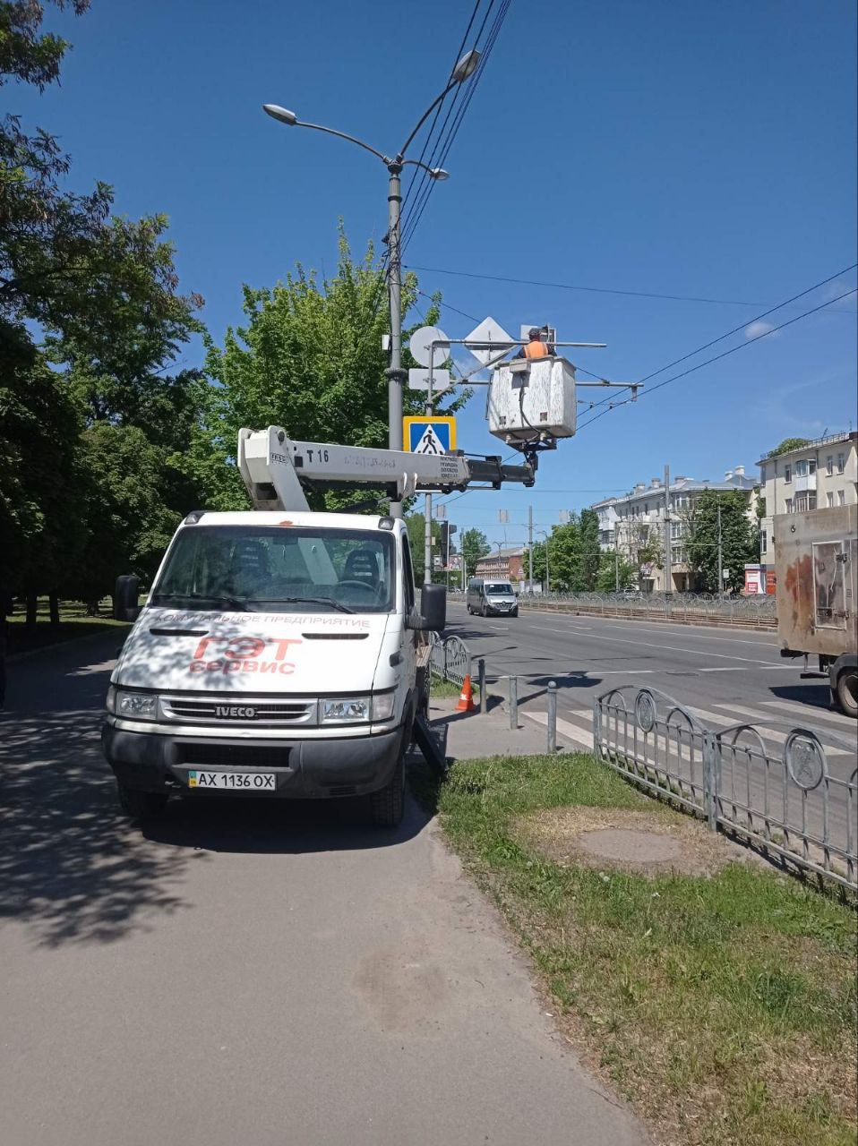 У Харкові відновлюють транспортну інфраструктуру - 9