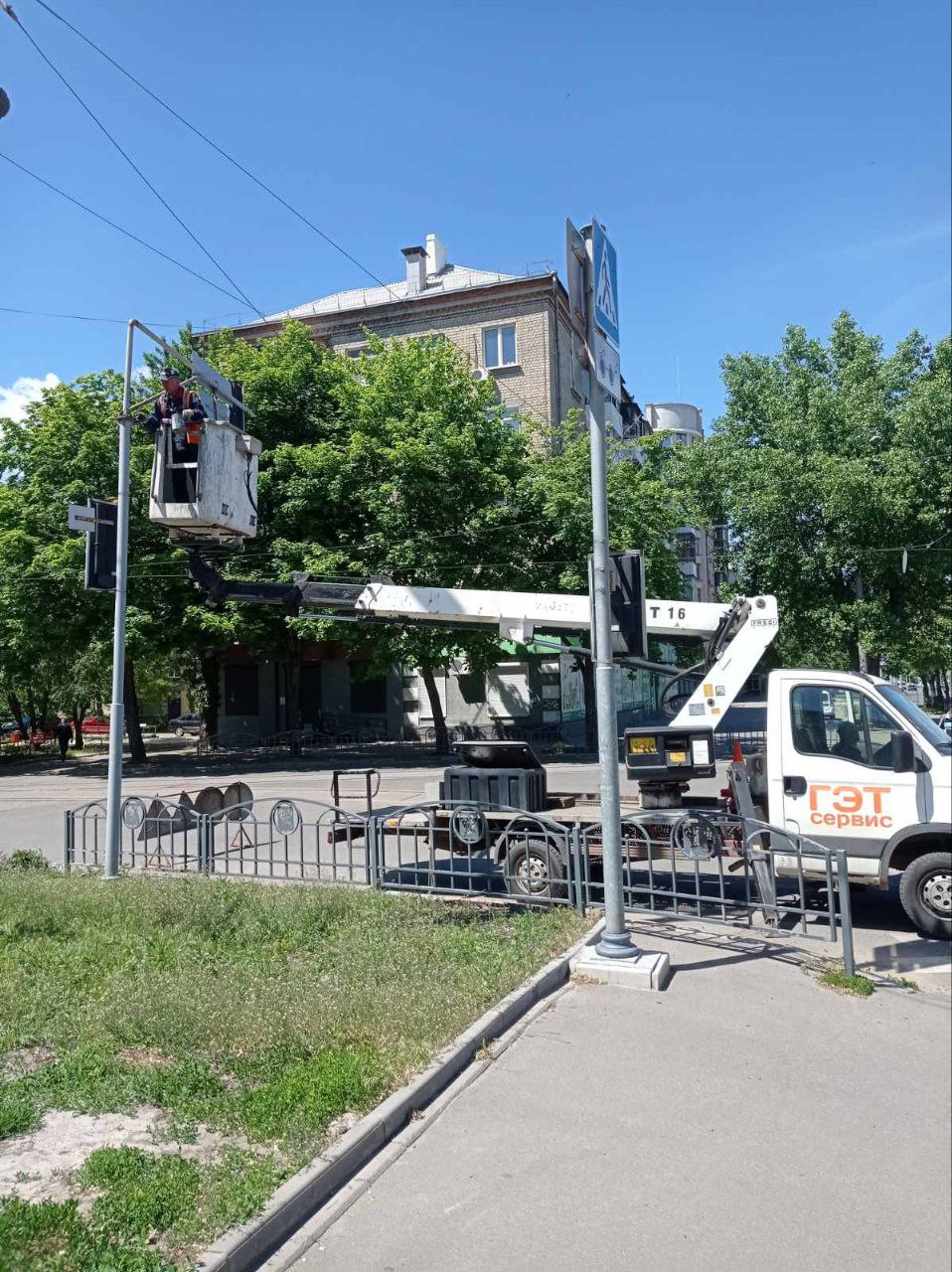 У Харкові відновлюють транспортну інфраструктуру - 13