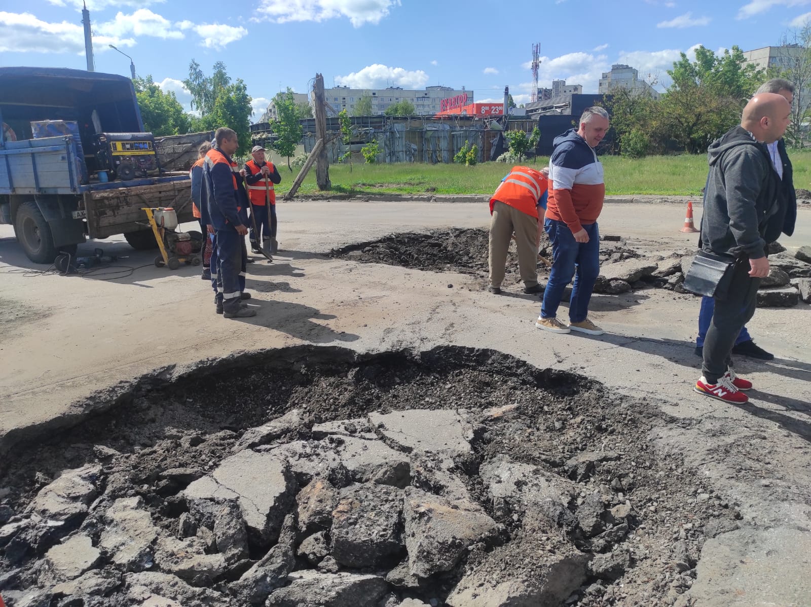 Дорогу по бульвару Грицевця почали відновлювати