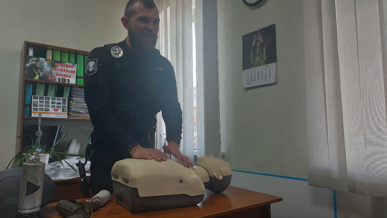 Харківські поліцейські та рятувальники провели онлайн-зустріч зі школярами - 4