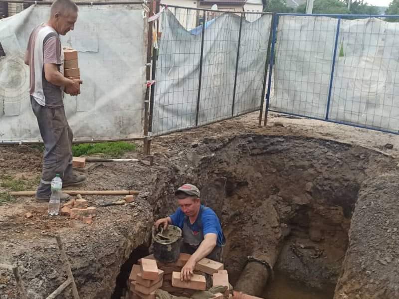 У Харкові оперативно ремонтують зовнішні мережі водопостачання - 1