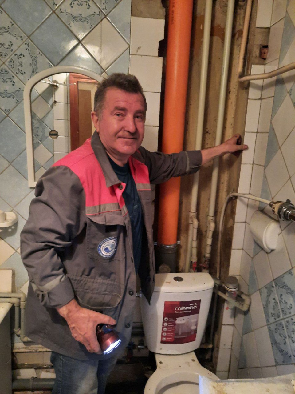 У Харкові підключають внутрішньобудинкові комунікації