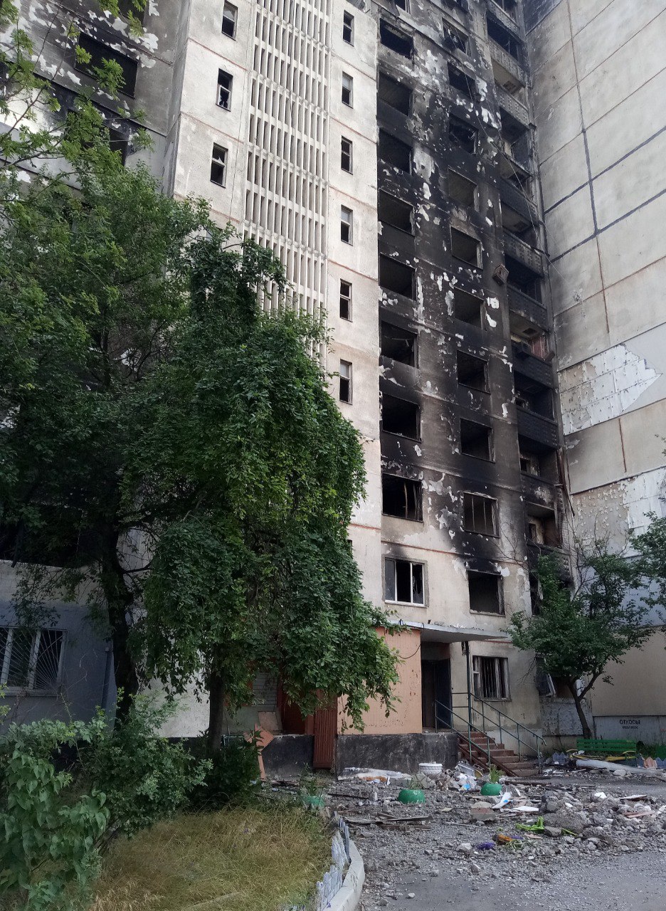 У місті перевіряють сміттєві контейнери на предмет мінування - 1
