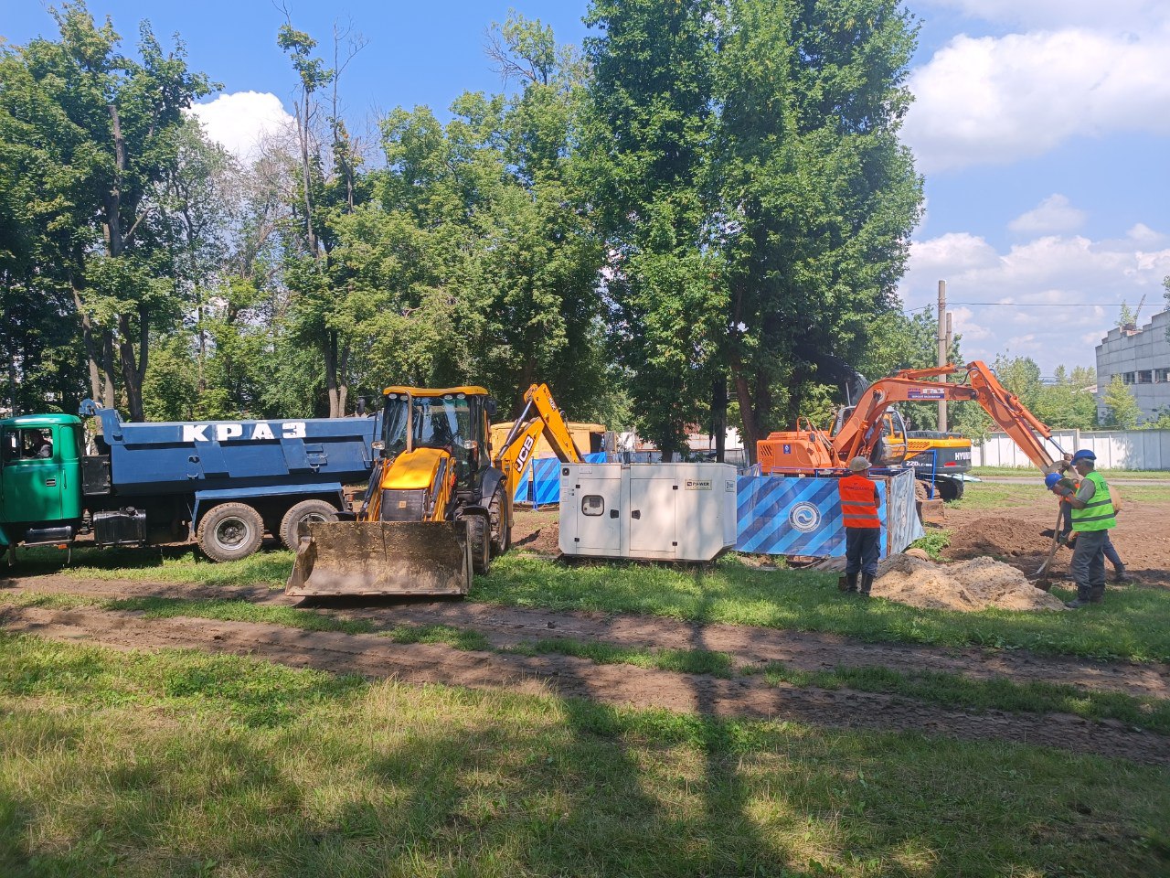 У Новобаварському районі реконструювали частину каналізаційного колектора - 1