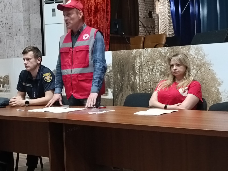 Співробітників КП «Харківводоканал» ознайомили з правилами поведінки та виживання в умовах війни