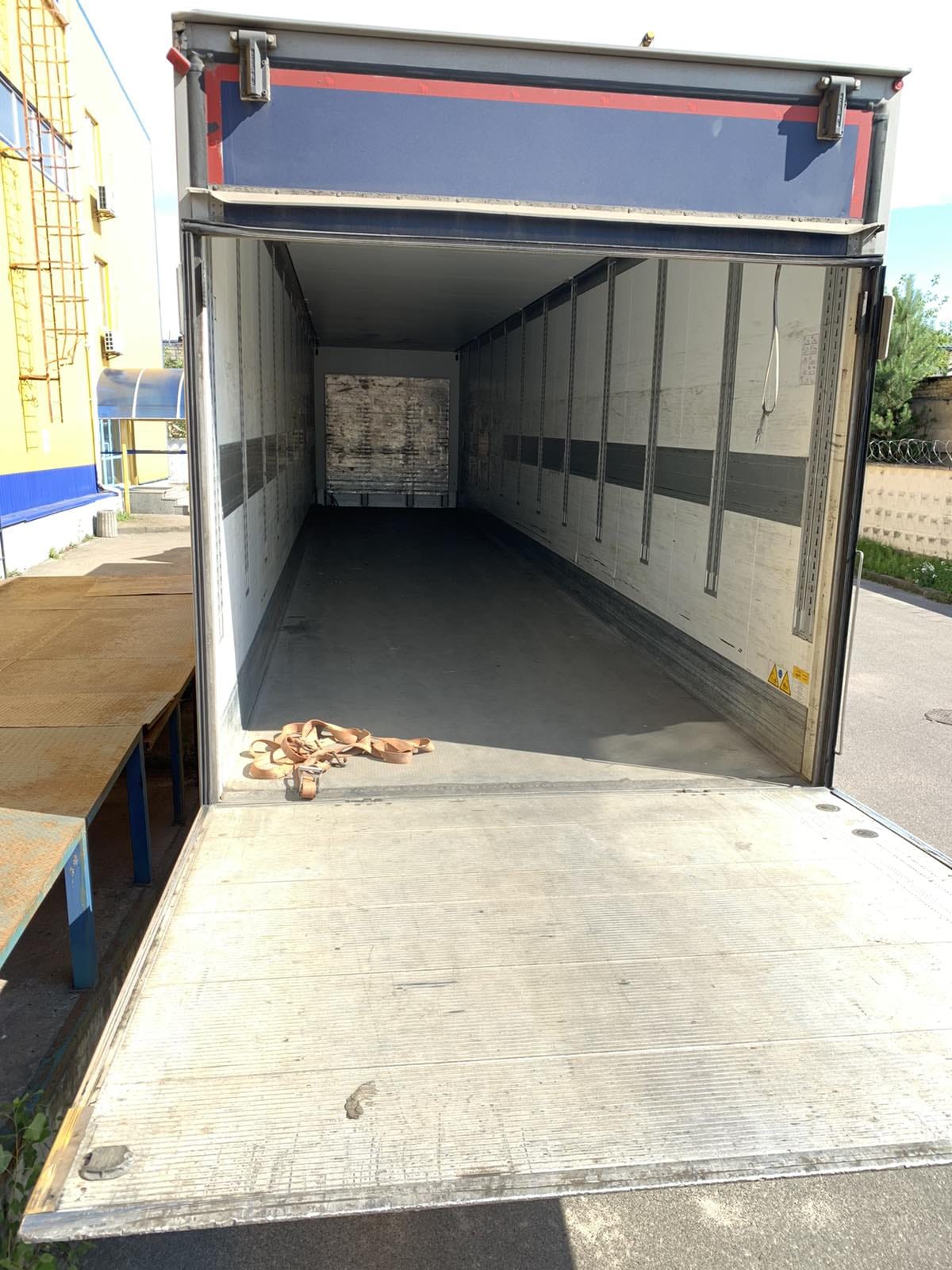 Посольство Ізраїлю передало Харкову 25 тисяч готових обідів