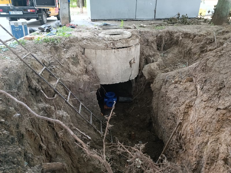 На Північній Салтівці відновлюють подачу води - 4