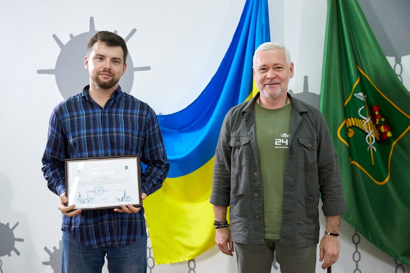 У Харкові нагородили молодих представників волонтерського руху - 12