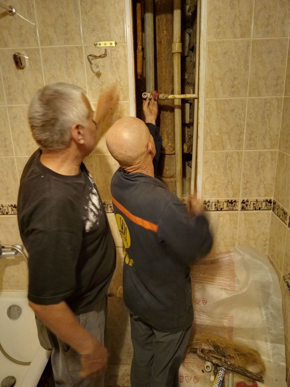 На ХТМ готують до опалювального сезону внутрішньобудинкові мережі