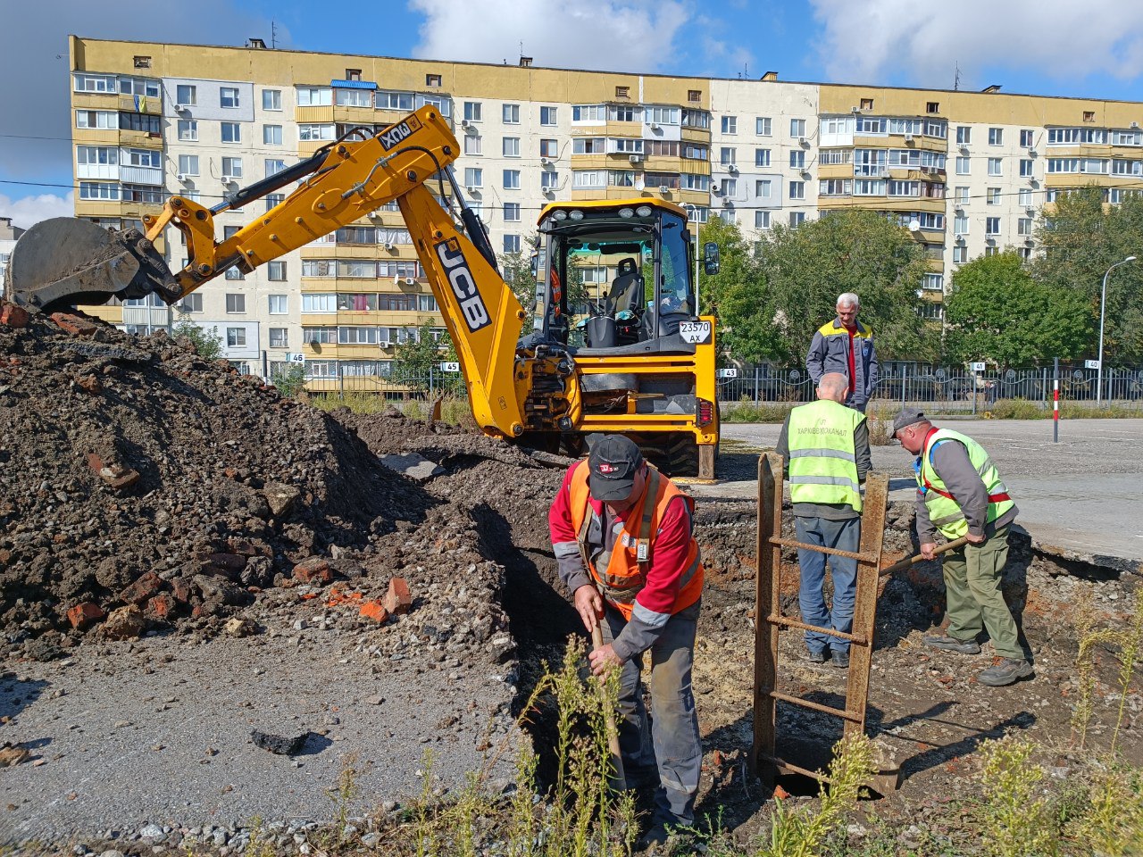 У Слобідському районі завершили підготовку водоводів до зими