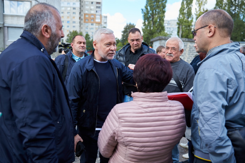 В Індустріальному районі відновлюють 17 багатоповерхових будинків
