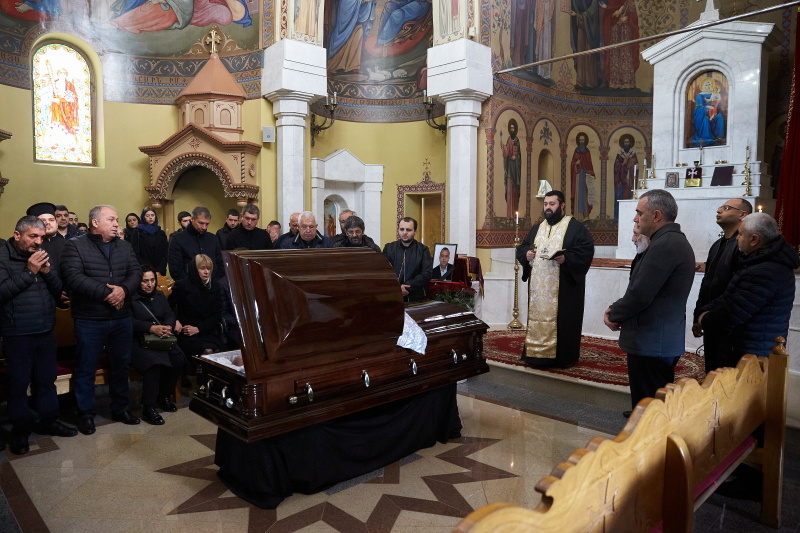 У Харкові попрощалися з Валерієм Арутюновим - 3