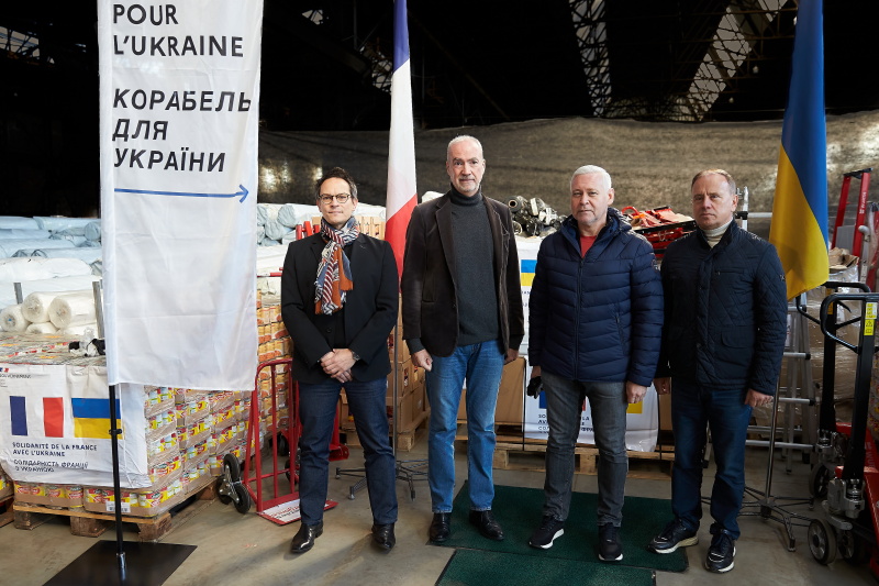 Харків отримав медикаменти та будівельні матеріали від французьких партнерів - 12