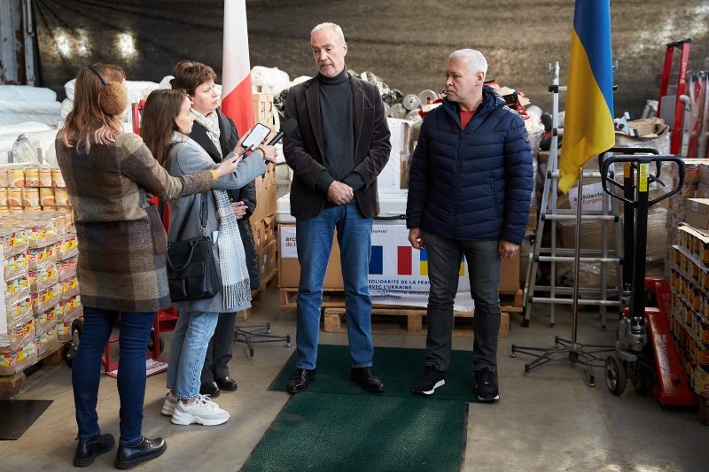 Харків отримав медикаменти та будівельні матеріали від французьких партнерів - 14