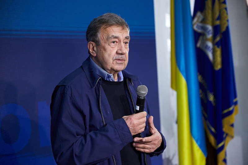 У Харкові почав роботу благодійний фонд Каразінського університету - 8