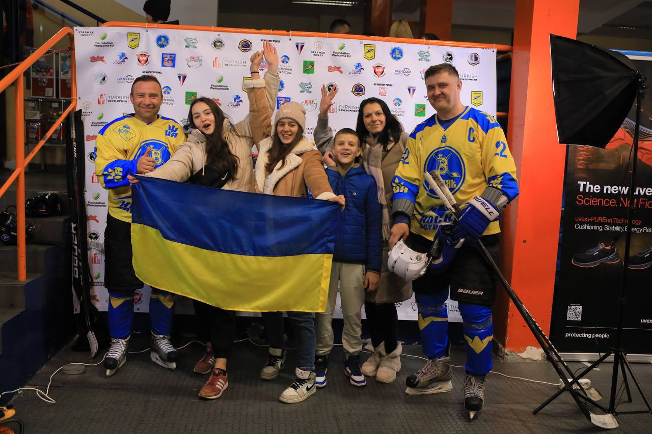 У Польщі пройшов міжнародний хокейний турнір на підтримку Харкова - 9
