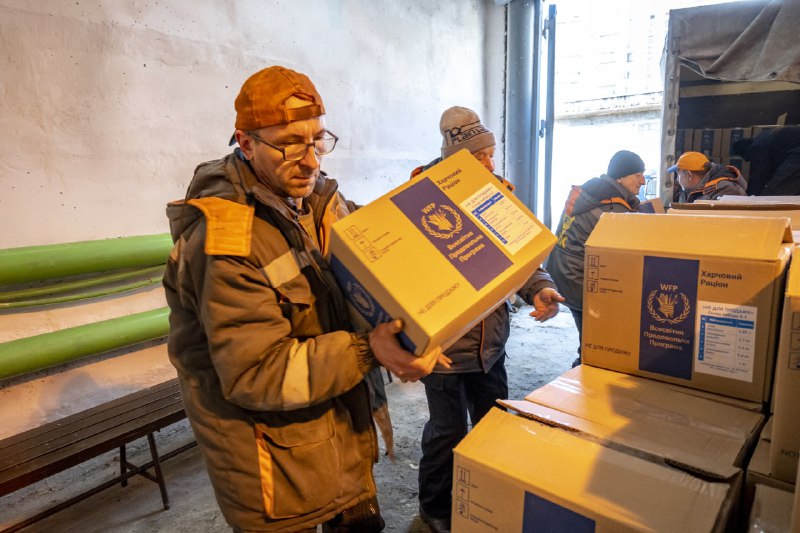Працівники «Тепломереж» отримали продуктові набори - 5