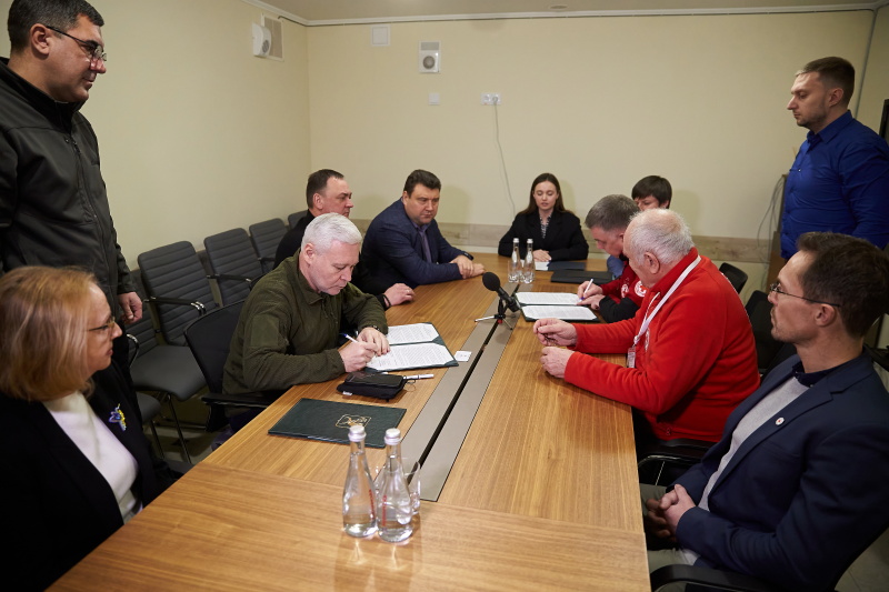 Міська рада підписала меморандум про співпрацю з Товариством Червоного Хреста 