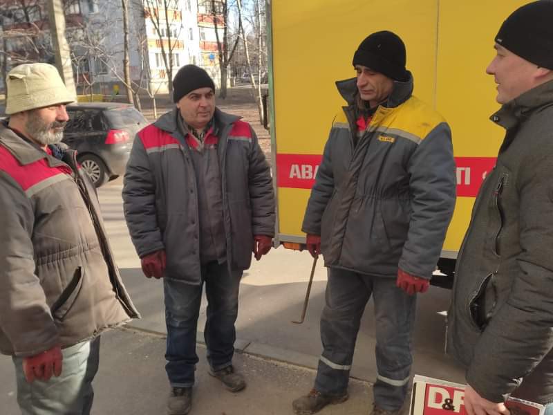 В Індустріальному районі реконструюють внутрішньобудинкові комунікації - 2