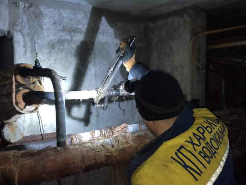 В Індустріальному районі реконструюють внутрішньобудинкові комунікації - 3