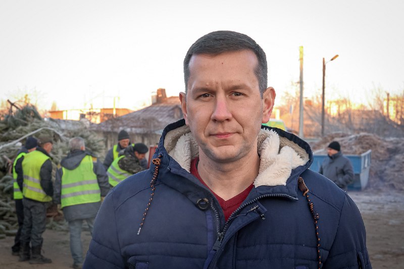 У Харкові утилізують новорічні ялинки - 6
