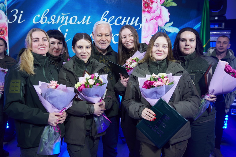Ігор Терехов привітав захисниць України