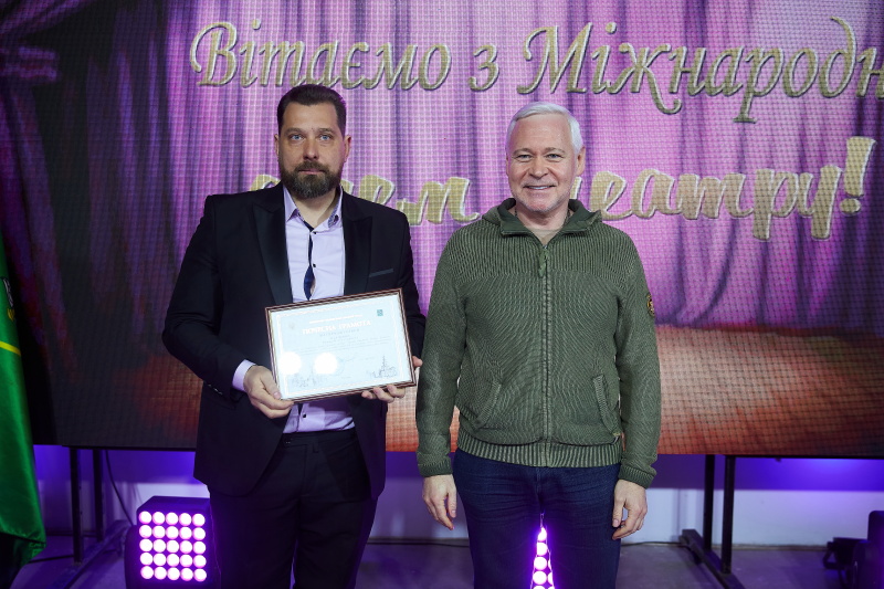Ігор Терехов привітав працівників театру з професійним святом - 8