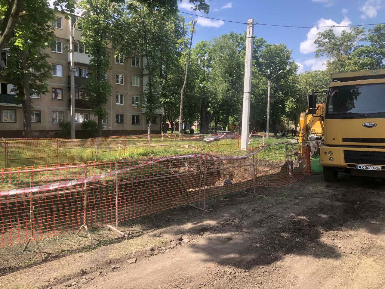 В Індустріальному районі замінюють тепломагістраль