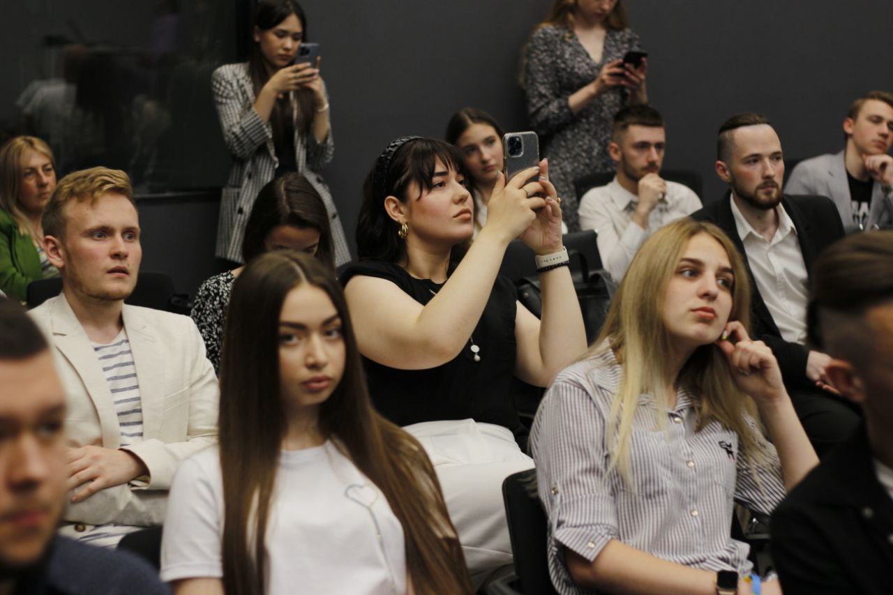 Сесія Молодіжної ради при Харківському міському голові