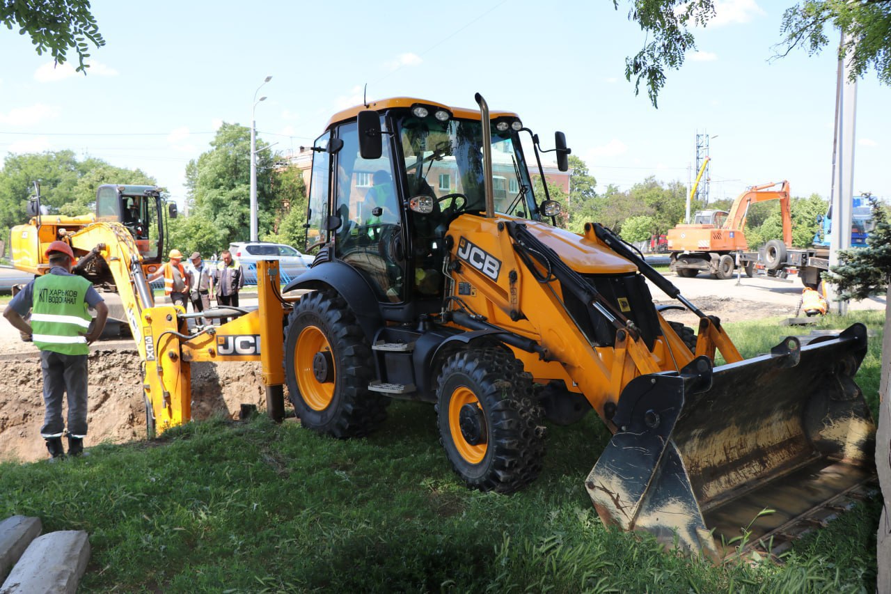 На проспекті Гагаріна переклали понад 220 метрів колектору