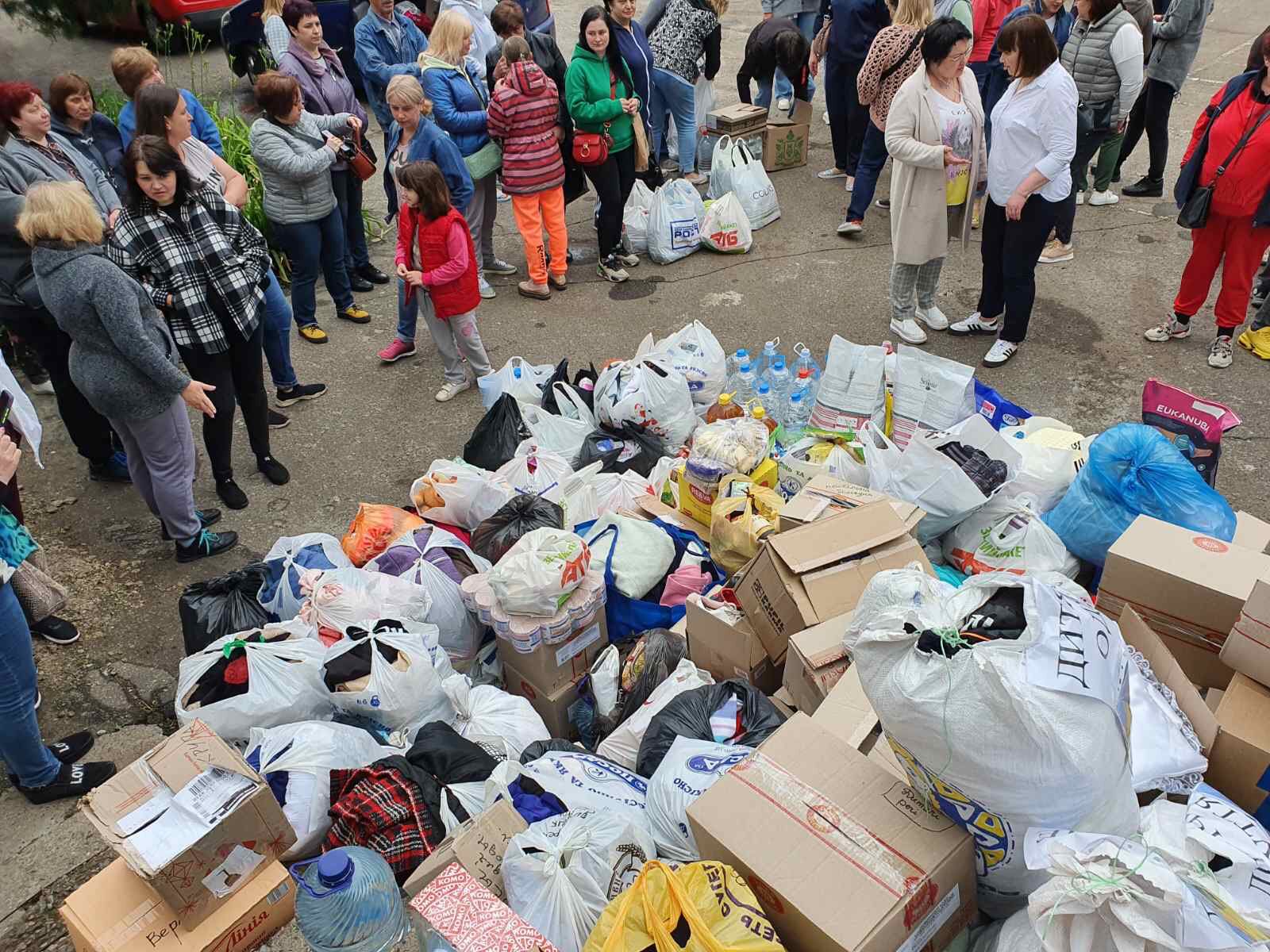 У Харкові зібрали близько 200 тонн допомоги для мешканців Херсонщини