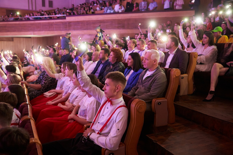 Ігор Терехов привітав випускників Холодногірського району