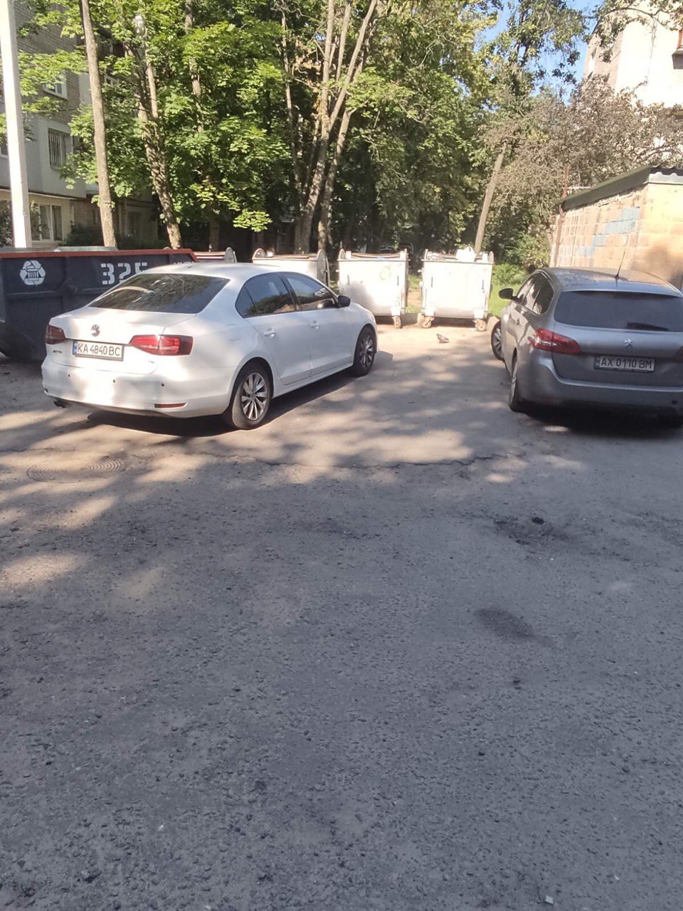 КВПВ продовжує боротися з неправильним паркуванням та стихійними звалищами - 3