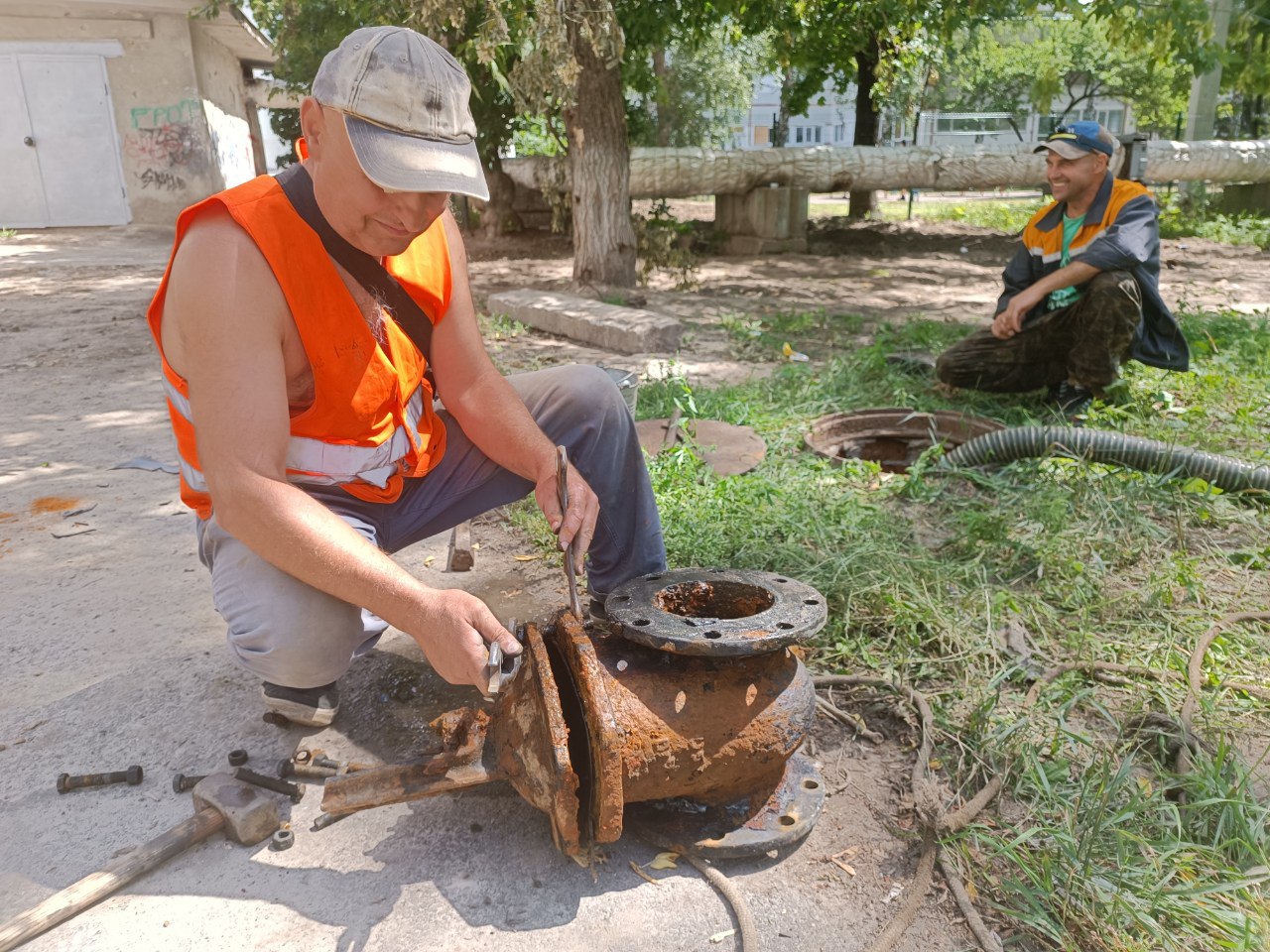 У Київському районі замінили два з половиною кілометри водоводів - 3