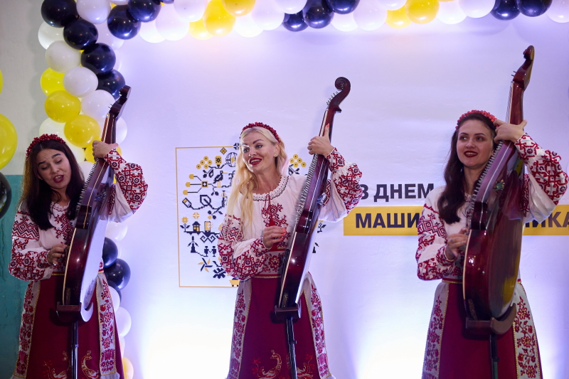 Ігор Терехов привітав колектив заводу «Світло шахтаря» з Днем машинобудівника - 13