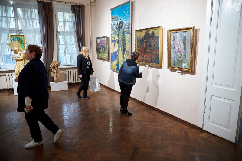 Ігор Терехов привітав з 85-річчям харківську Спілку художників