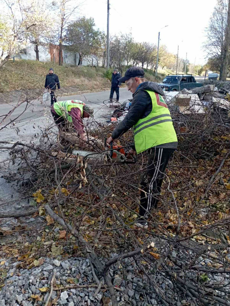У Харкові завершують ліквідацію наслідків буревію - 5