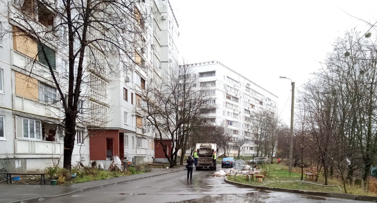 З Харкова вивезли понад 50 тисяч кубометрів сміття