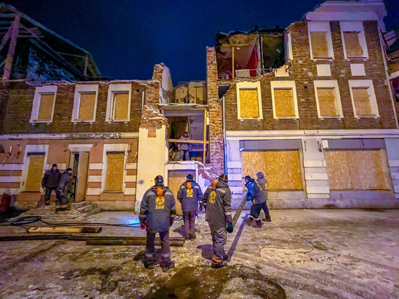У пошкодженому будинку на вулиці Георгія Тарасенка відновили теплопостачання 