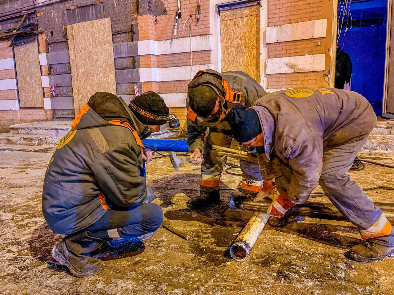 У пошкодженому будинку на вулиці Георгія Тарасенка відновили теплопостачання - 3