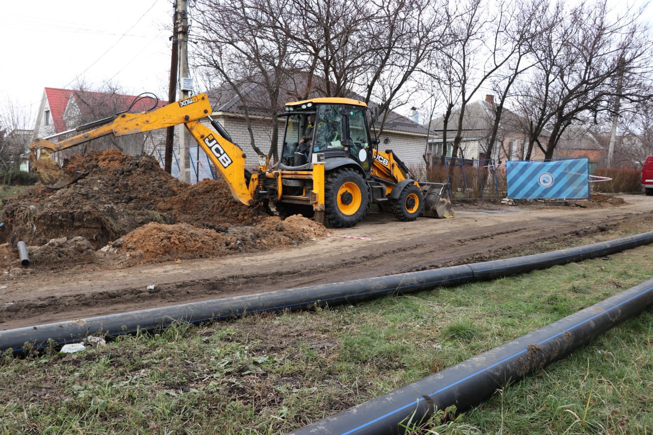 На вулиці Корабельній міняють ділянки водоводу - 5