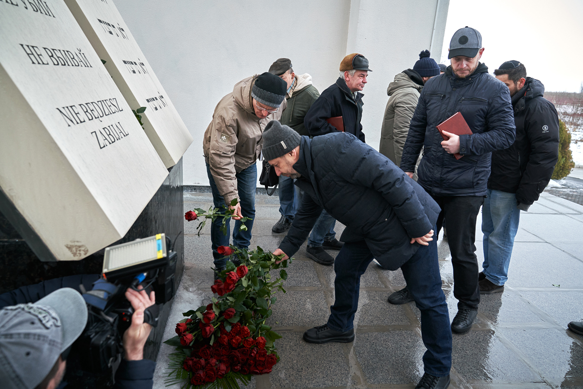 Ігор Терехов вшанував памʼять жертв Дробицького Яру 