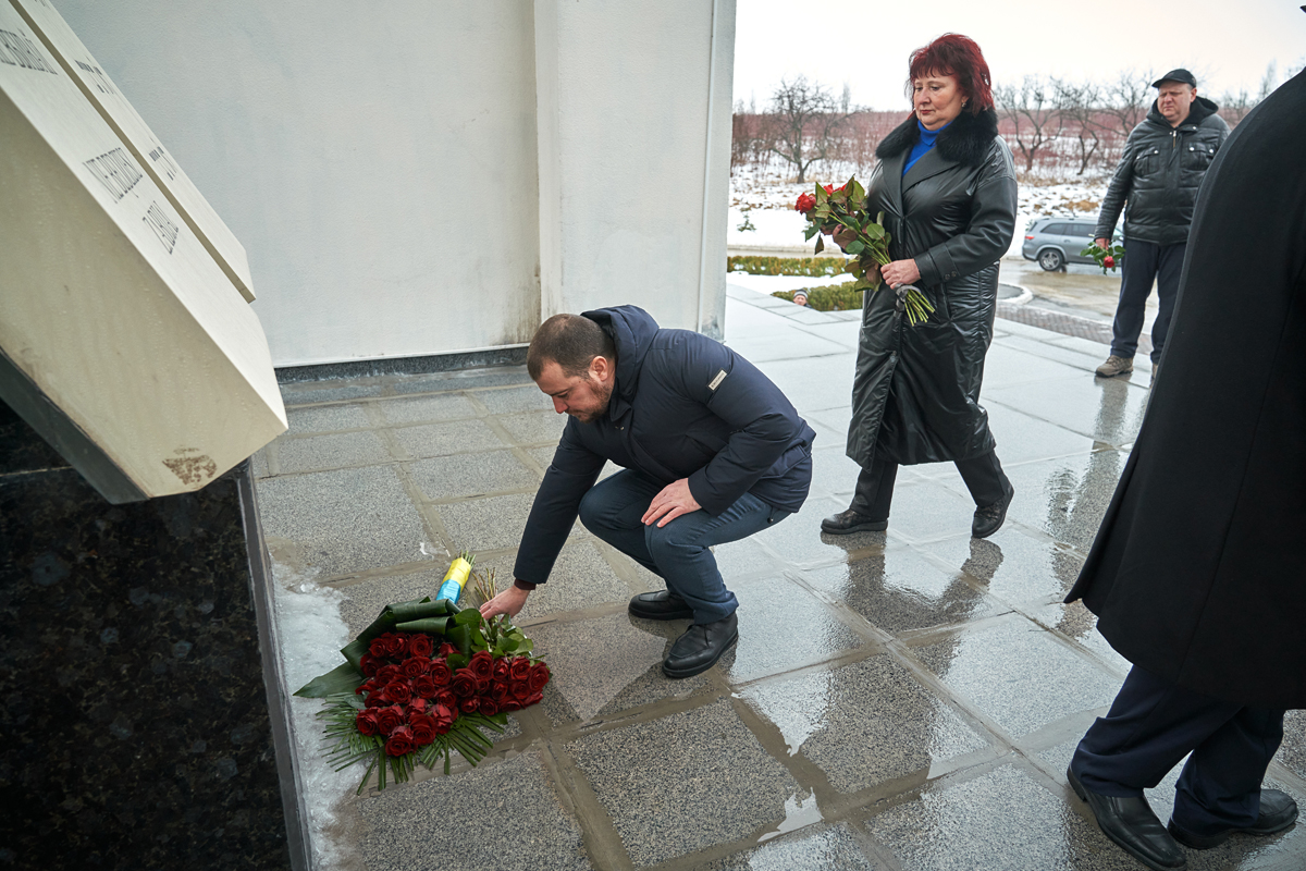 Ігор Терехов вшанував памʼять жертв Дробицького Яру - 11
