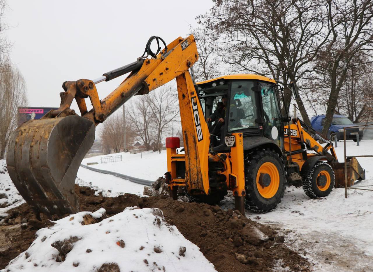 «Харківводоканал» реконструює ділянку водоводу 