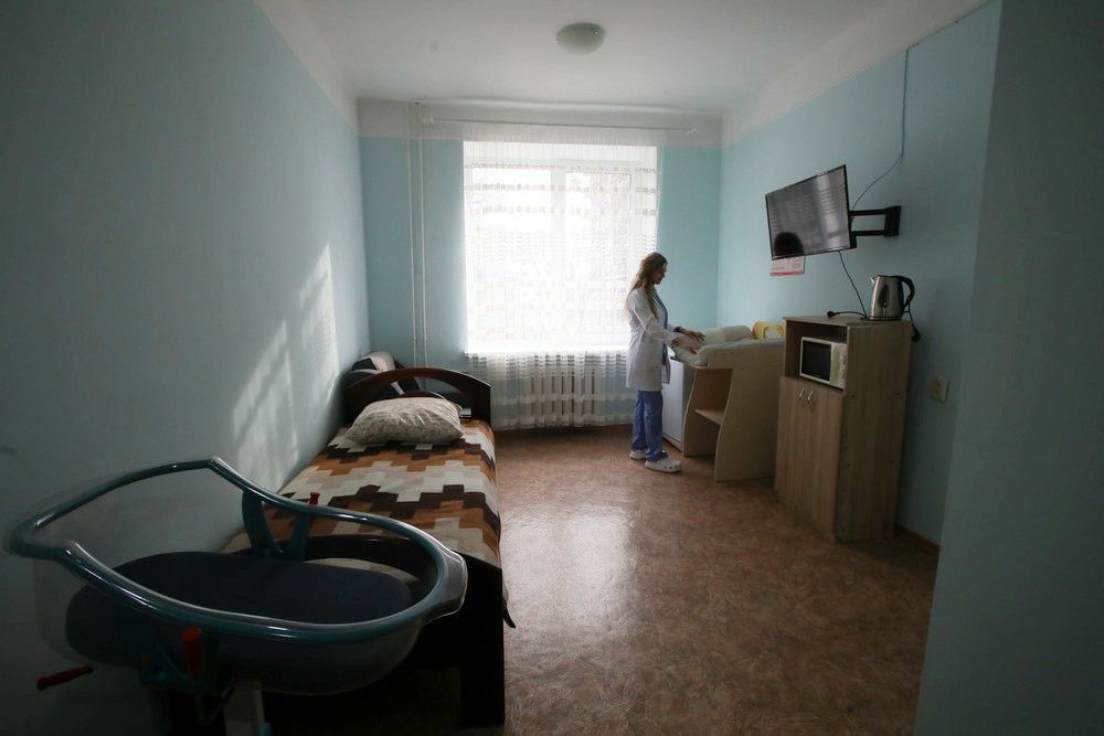 У Харкові відновив роботу Міський пологовий будинок №1 - 8